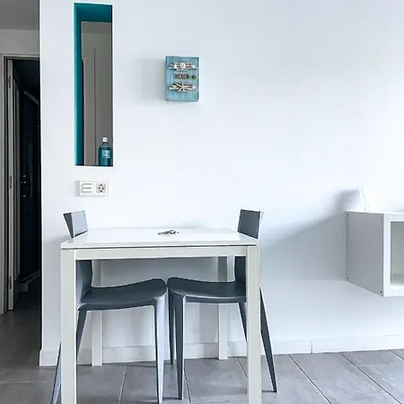 B-rent Bristol Surf & Fun *