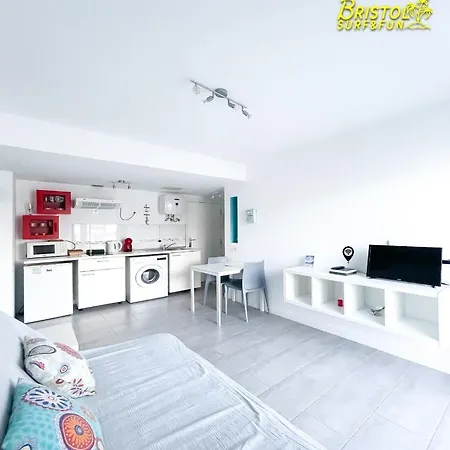 B-rent Bristol Surf & Fun