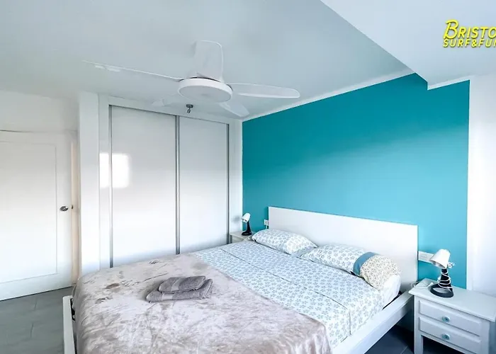 B-rent Bristol Surf & Fun Apartamento *