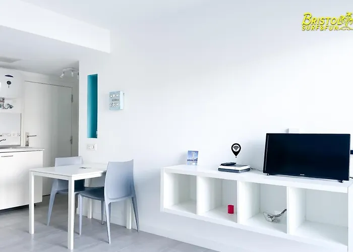 B-rent Bristol Surf & Fun Apartamento *